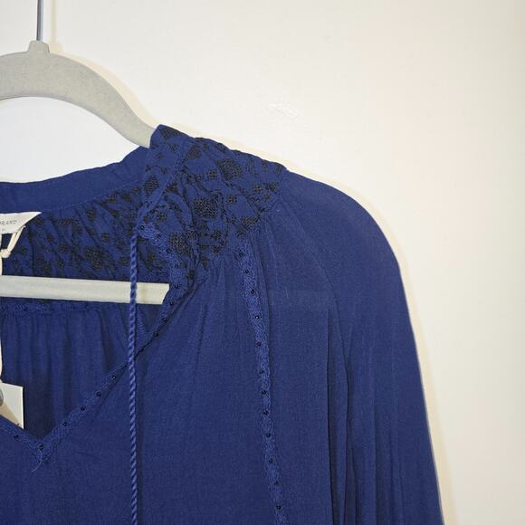 Lucky Brand Blouse Size S Navy Embelished Tunic Top Rayon Peasant NWT - Picture 3 of 10
